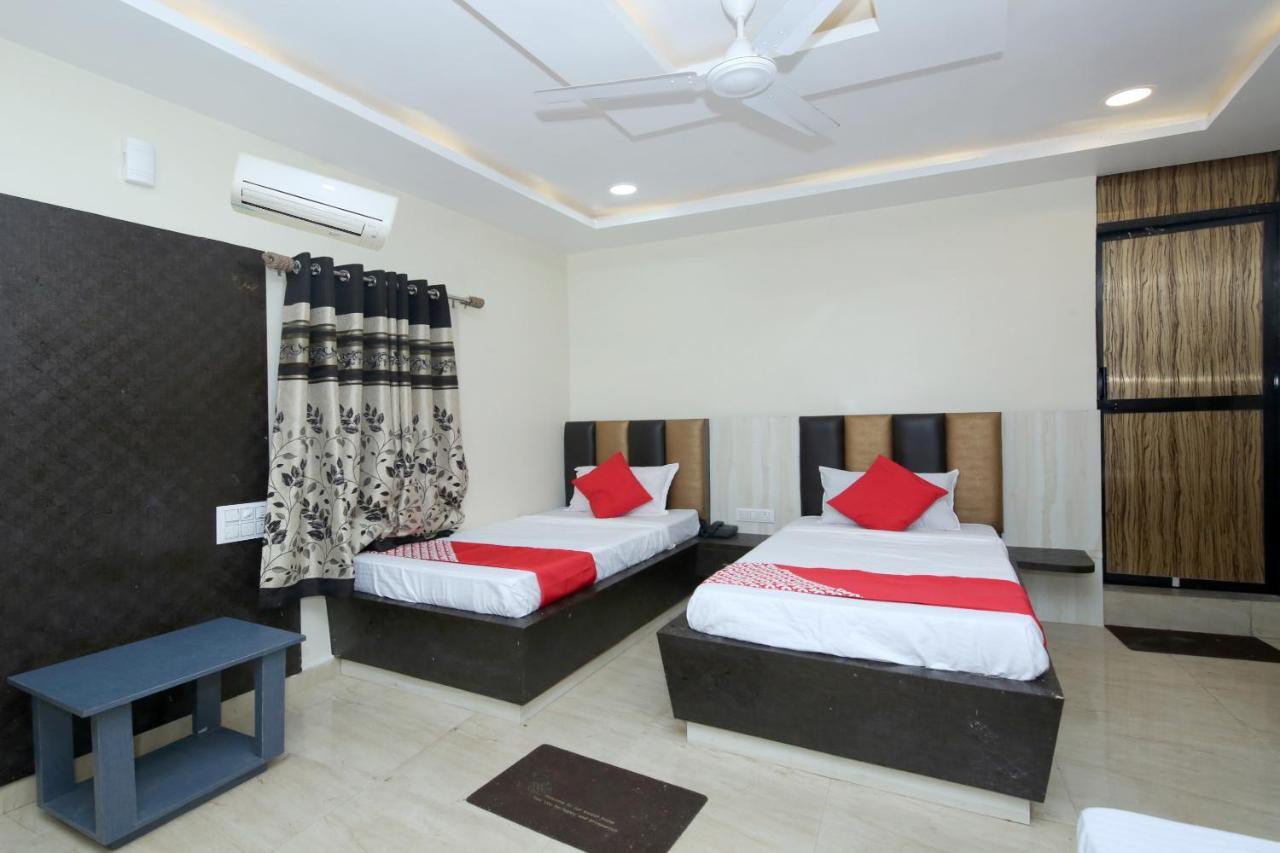 Oyo Flagship 27933 Hotel Green Valley Rāipur Zewnętrze zdjęcie